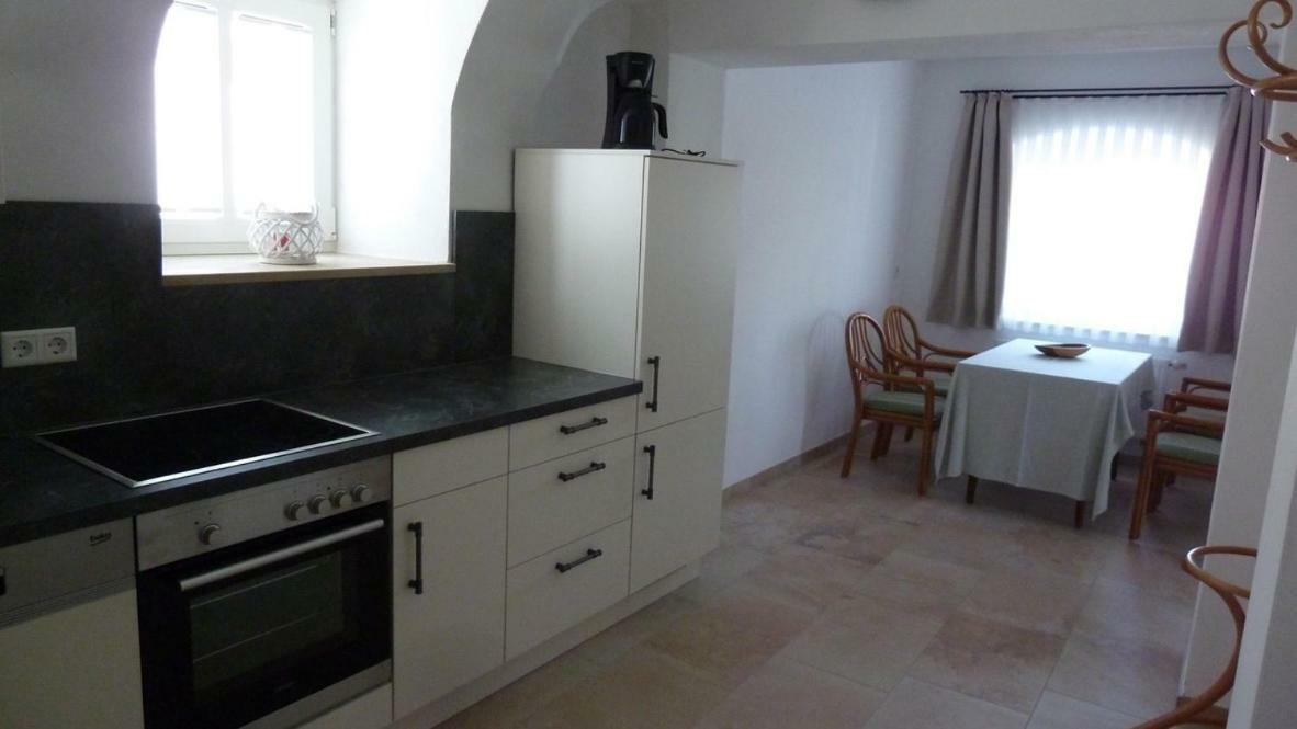 Ferienwohnung Zum Dorfwirt Riedenburg Exterior photo